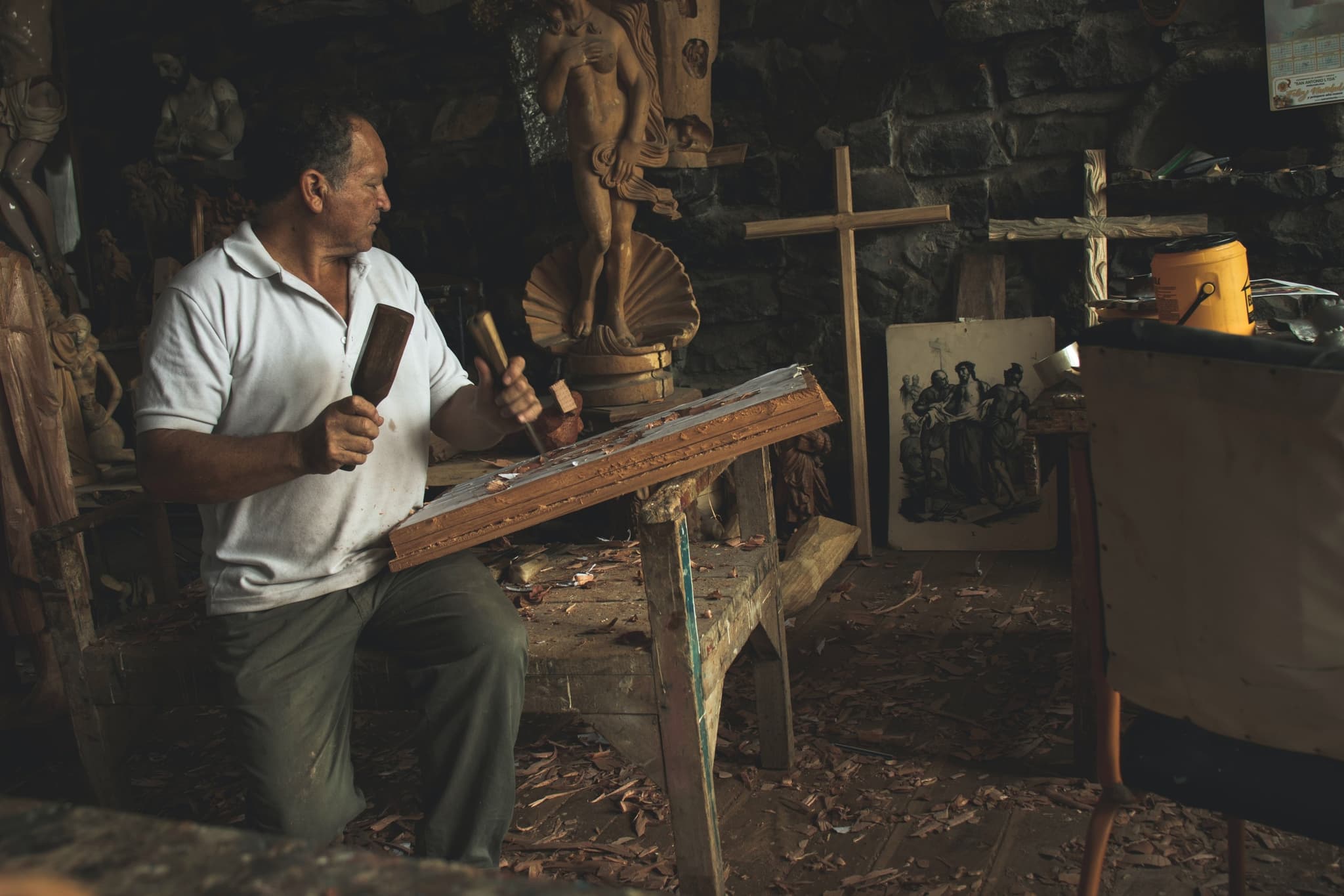 How Sculptures can Contribute to your Amazing Home Décor?