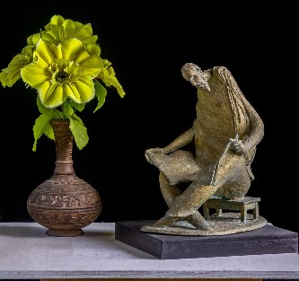 Reader-Bronze-Sculpture-Prabir-Roy-IndiGalleria-IG1929