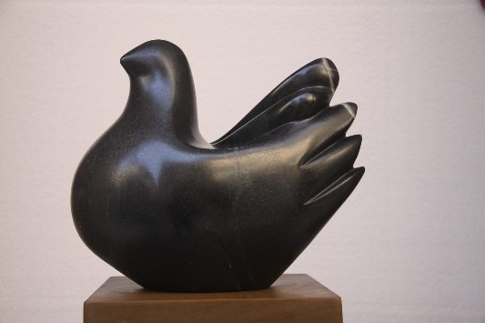 Dove-1-Black-Marbal-Sculpture-by-Koshal-Kumar-IndiGalleria-IG2014